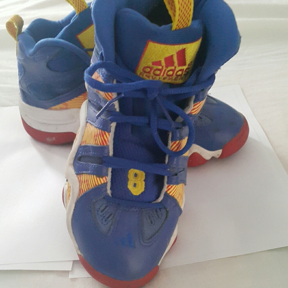 Adidas Men  Shoes - Picture 2 of 4